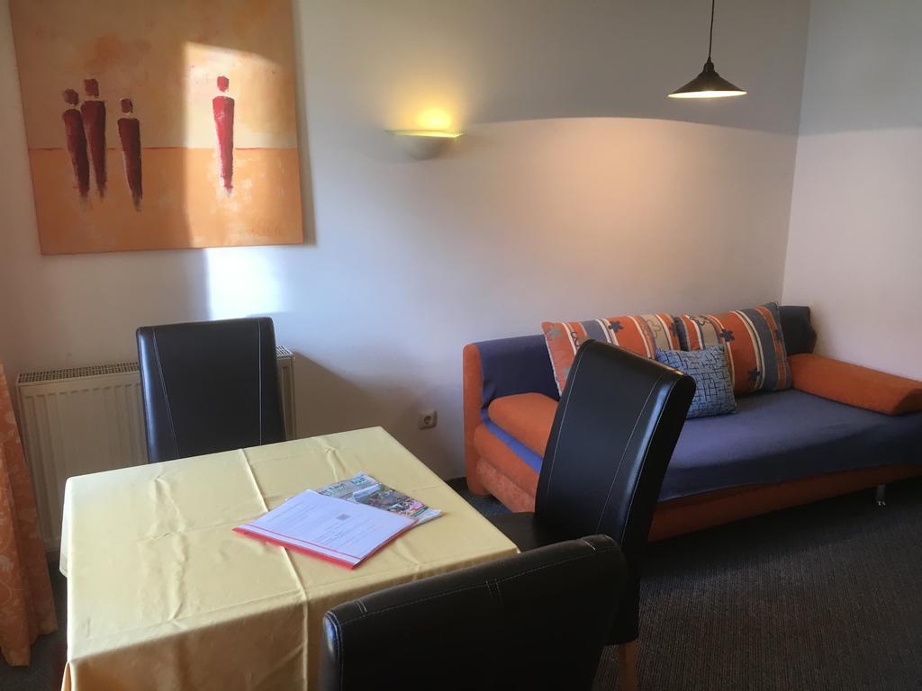 Apartmentanlage Am Kellerberg Zandt ภายนอก รูปภาพ